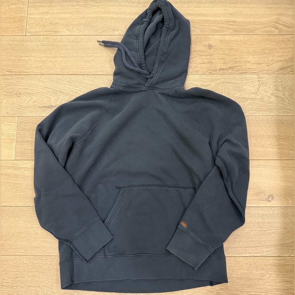 Faherty navy hoodie